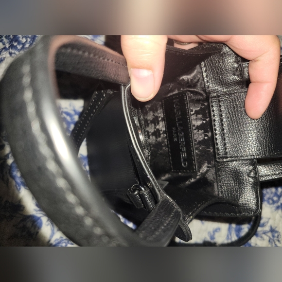 Karl Lagerfeld phone crossbody - Picture 4 of 5